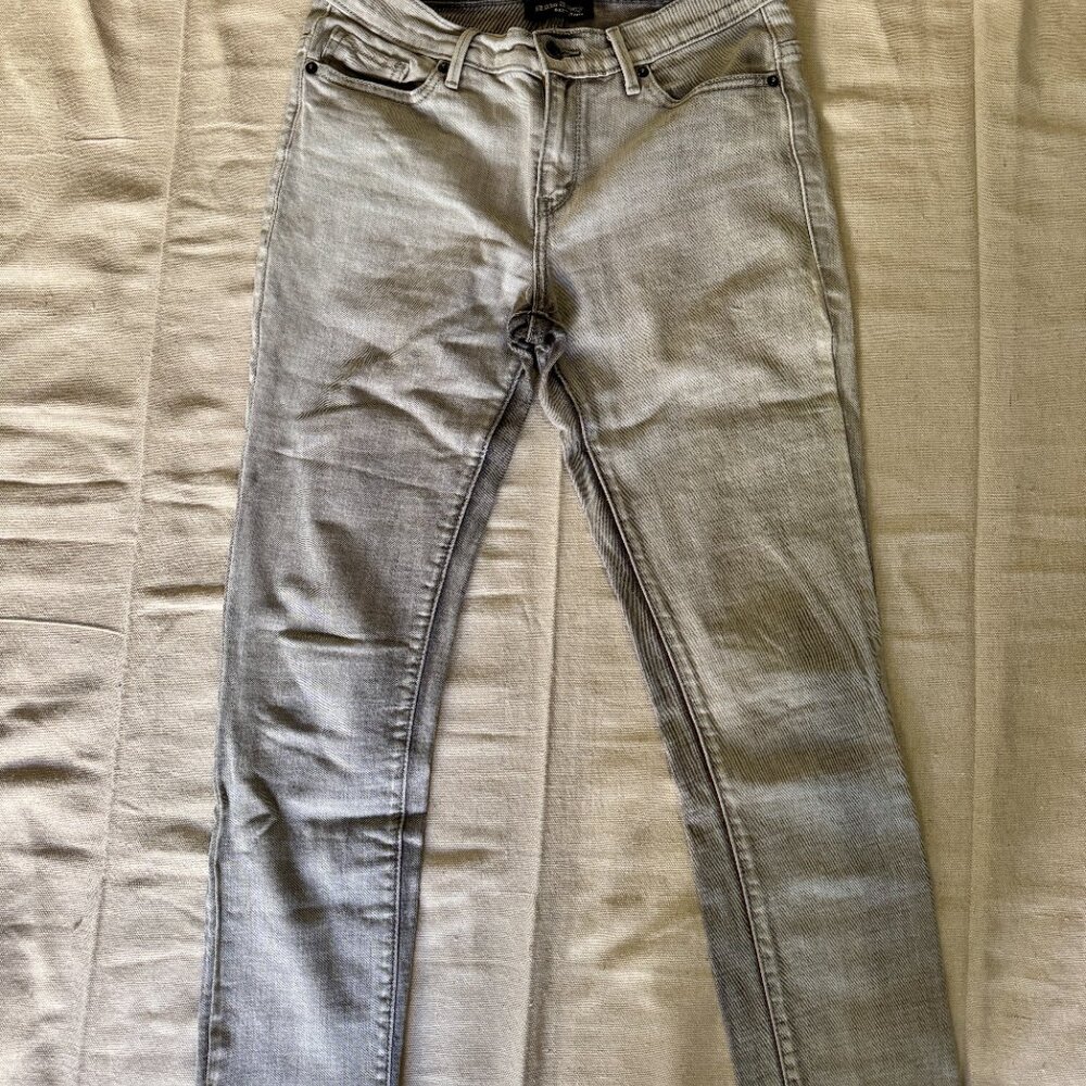 Levi’s Women’s High-Rise Skinny 632 Jeans W27 Light Grey Raw Hem